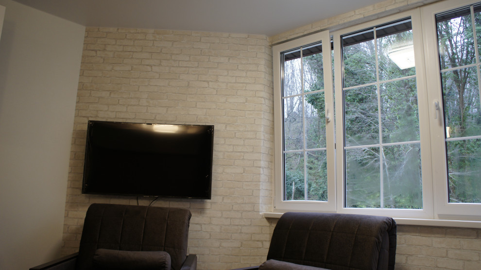 Максим Известинская