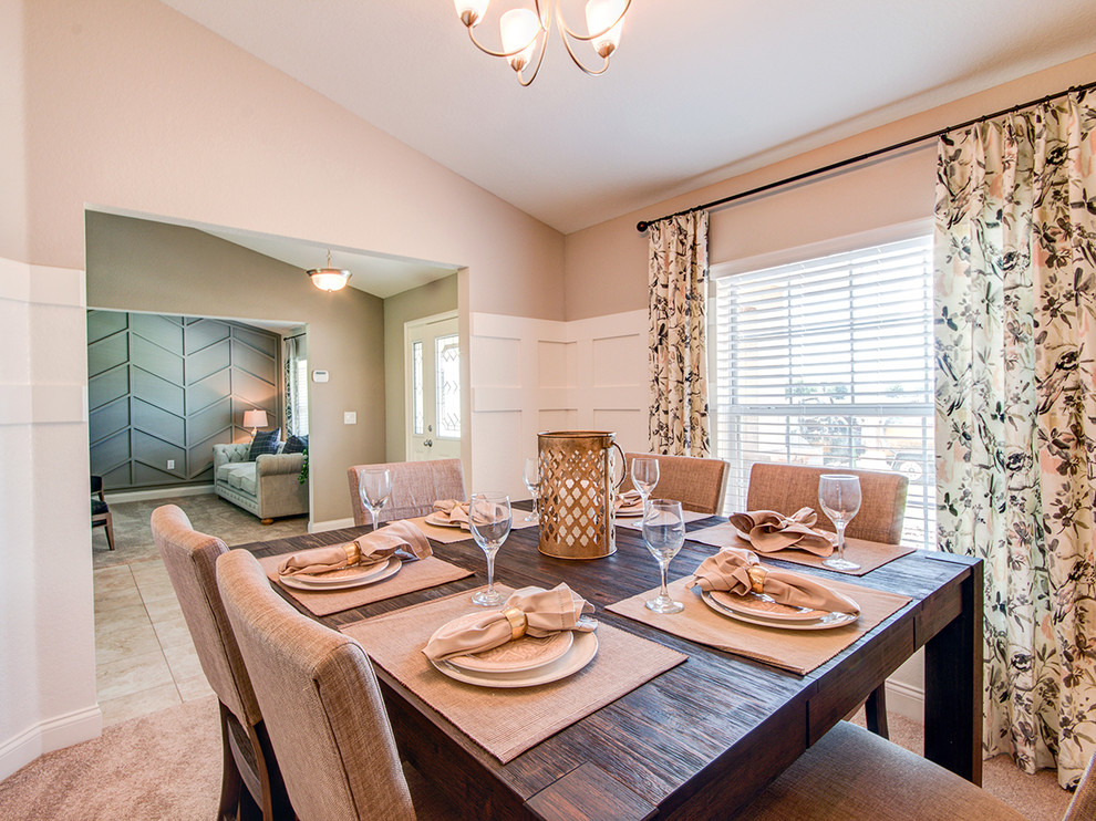 This is an example of a contemporary dining room in Tampa.