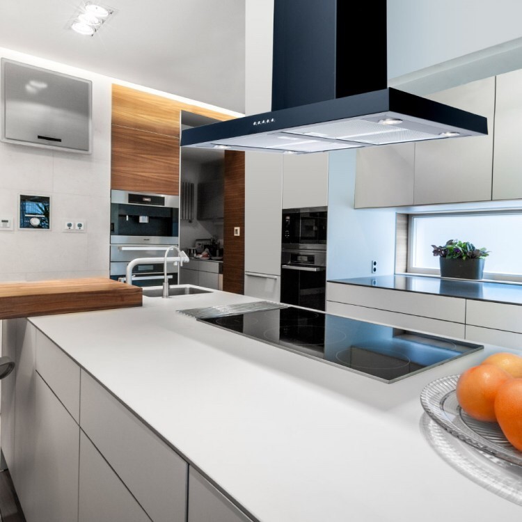 Extractor Hood.... integrated ceiling or an island hood? | Houzz UK