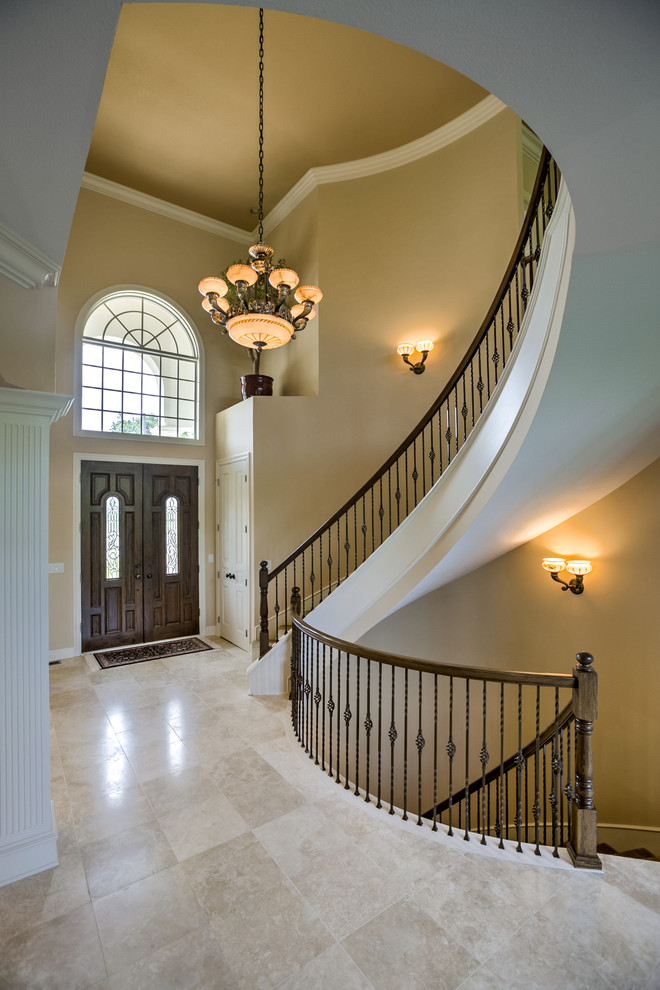 Entryway - entryway idea in Omaha