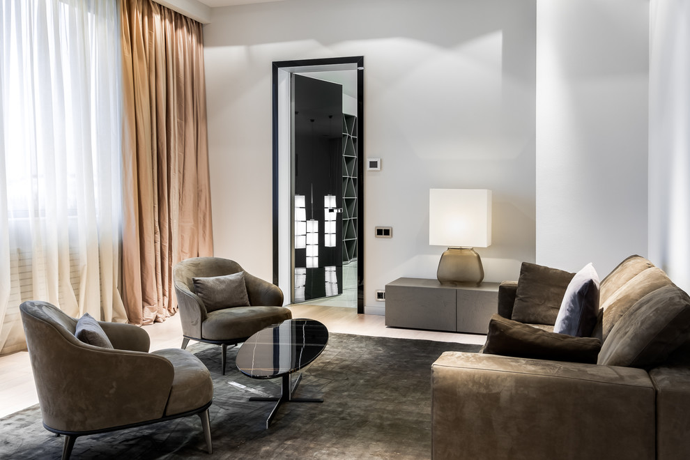 Просторный загородный дом в современном стиле