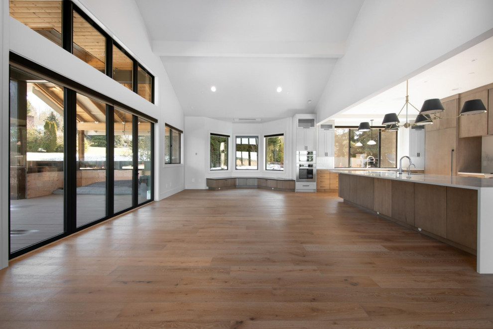 Inspiration for a transitional home design remodel in Seattle