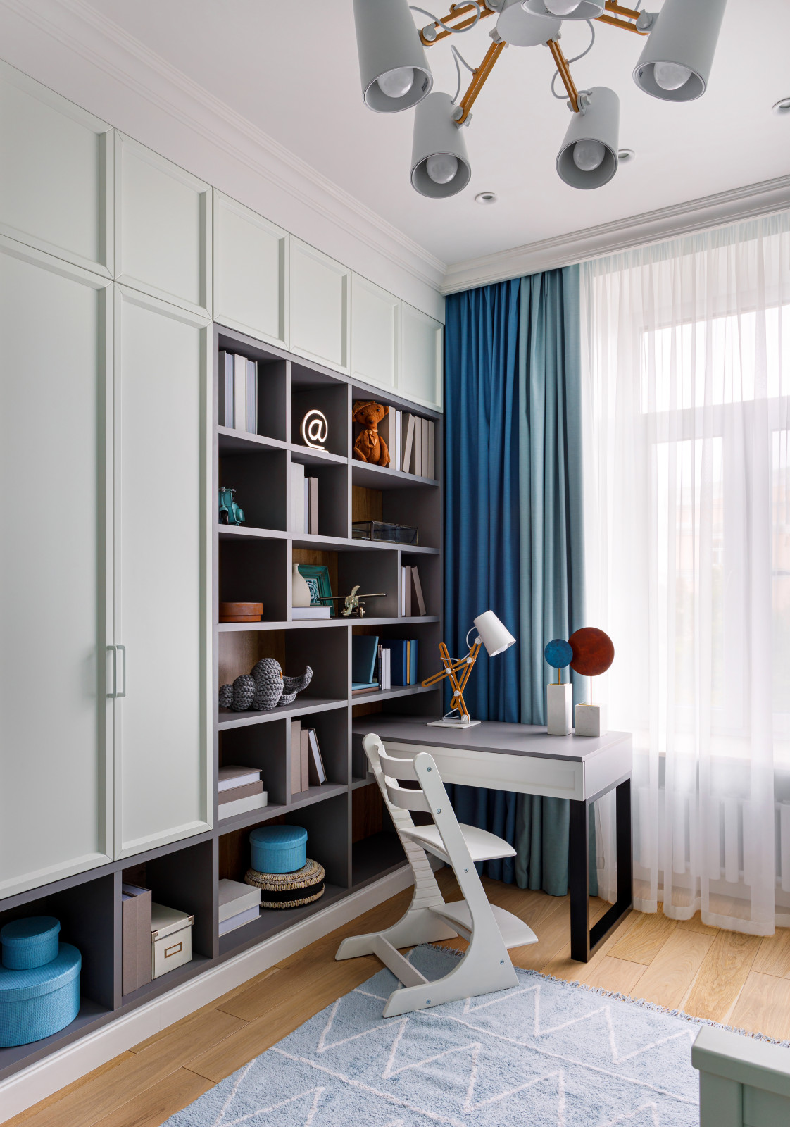 Тверская 4-х комнатная 100м