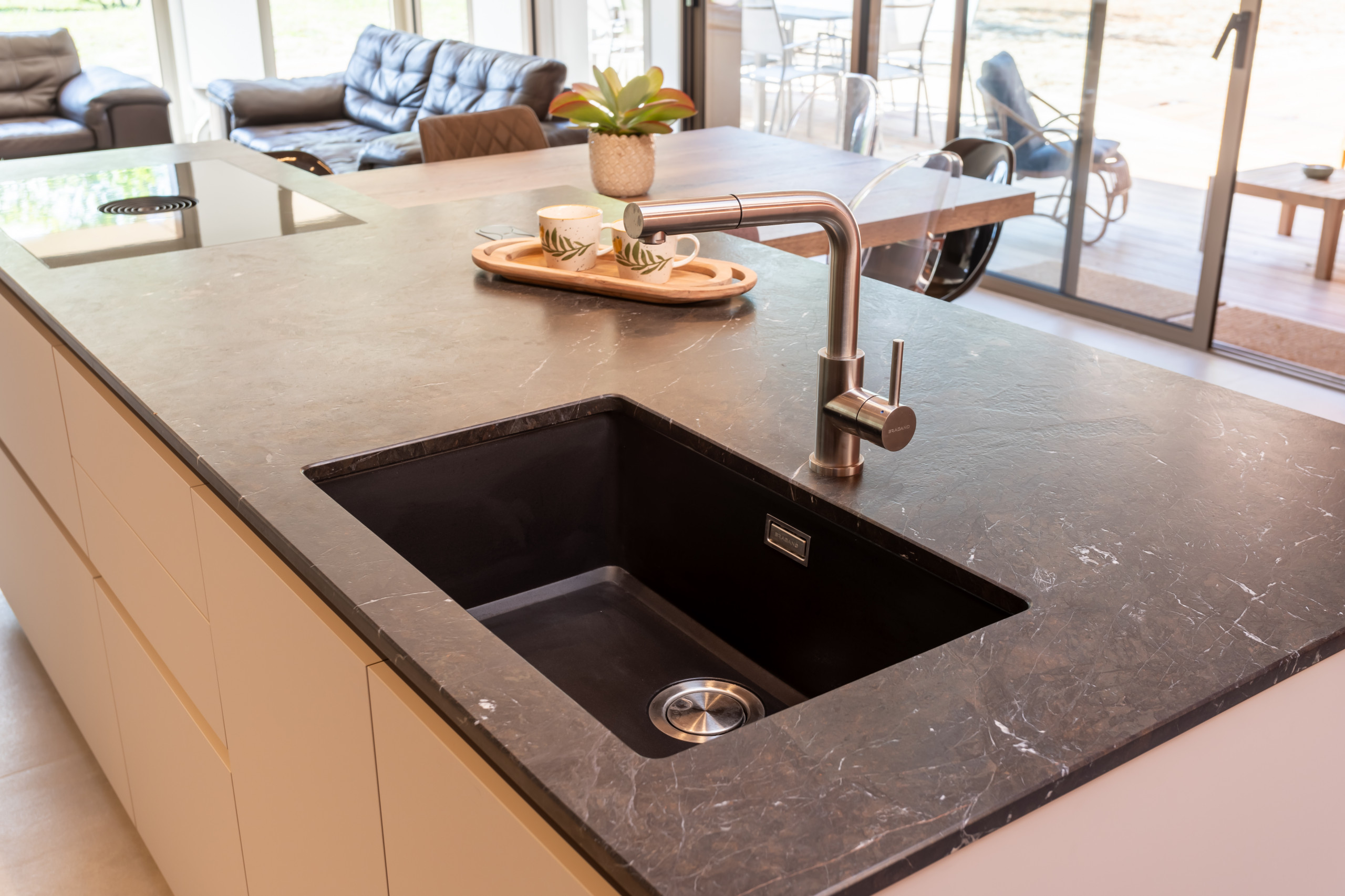 Rénovation d'une cuisine dans une maison neuve