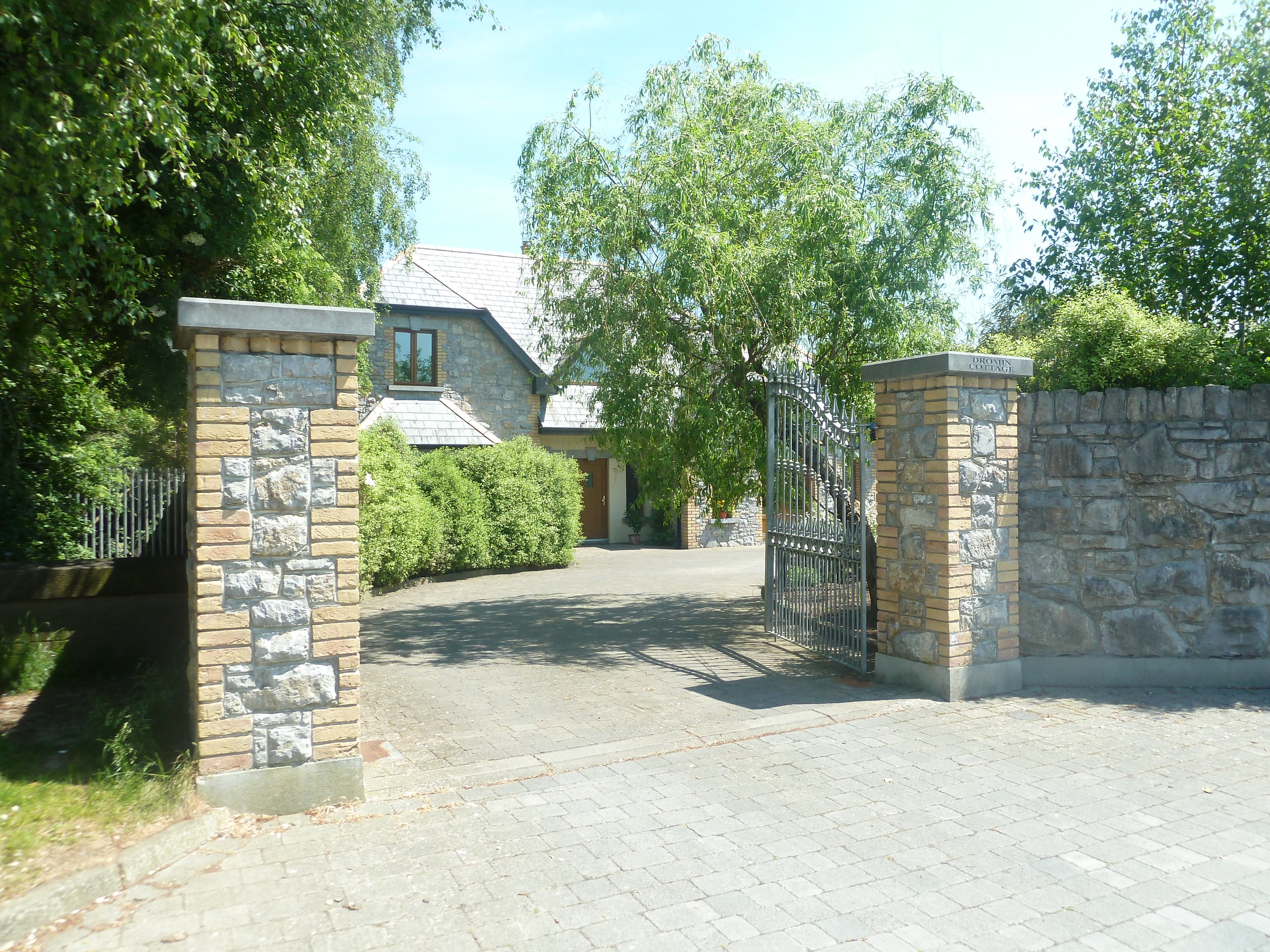 Dromin Road
