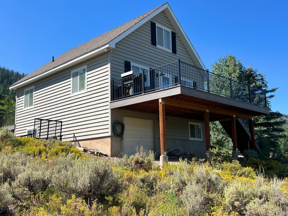 OAKLEY BACK DECK-RENOVATION COMPLETED