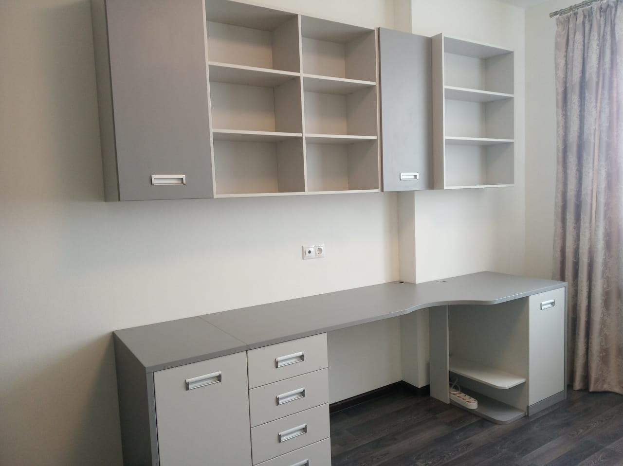 Готовый шкаф