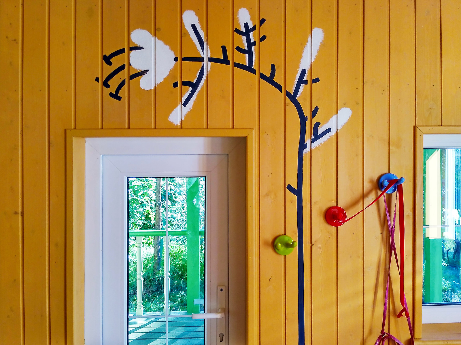 Домик в соснах