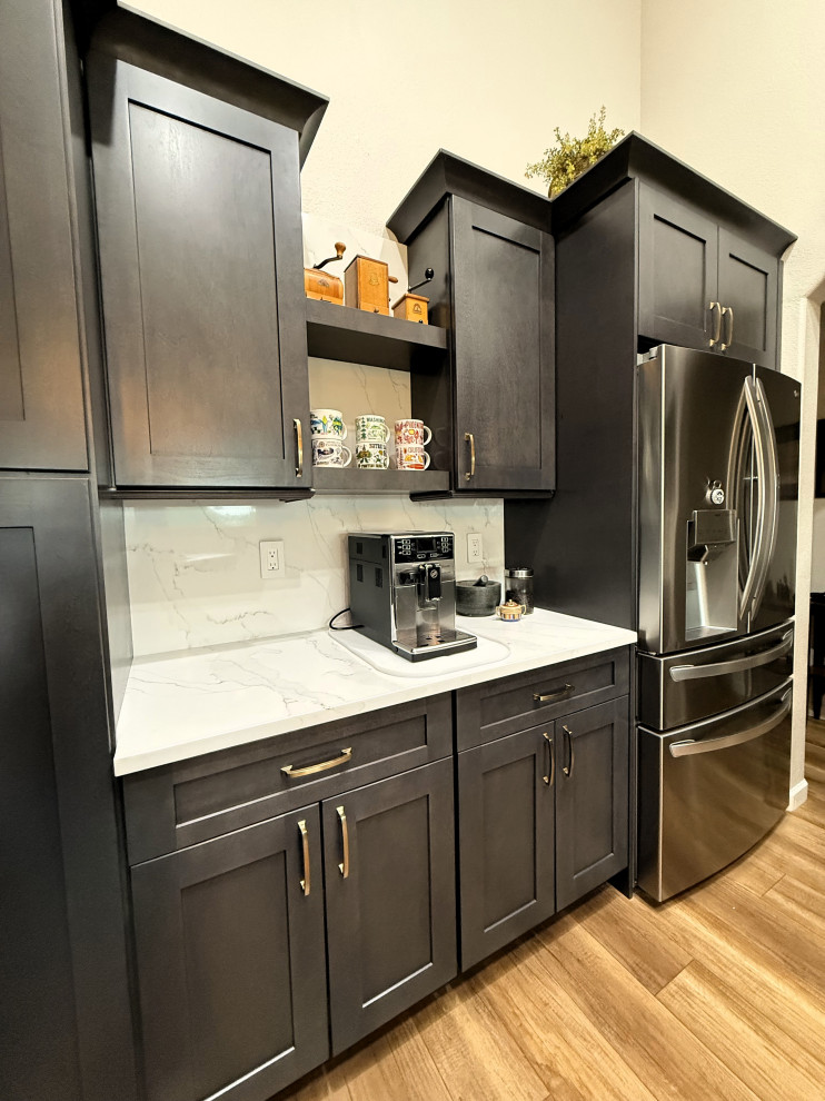 Desert Fairway Kitchen