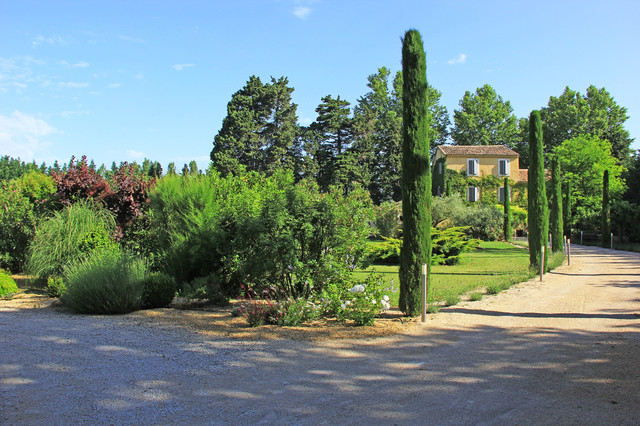 Maison Provence industrial-exterior
