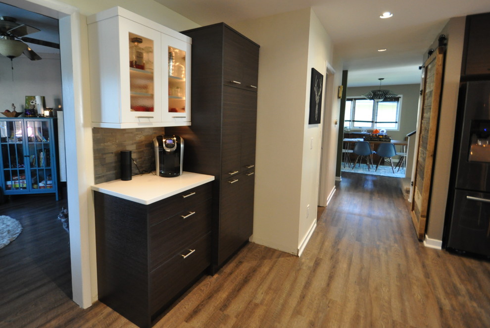 Inspiration for a transitional kitchen remodel in Chicago