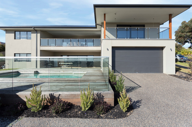 Hillside Manor contemporary-fasad