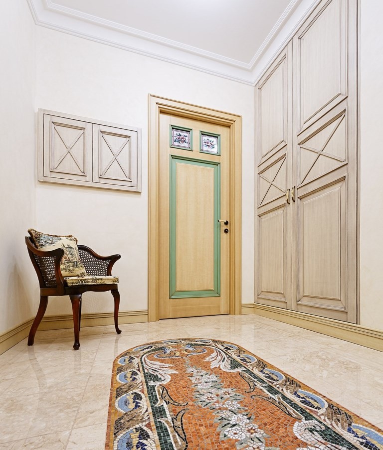 Антикварная история