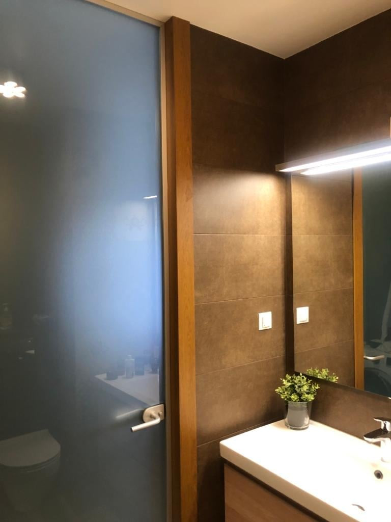 Стеклянные двери