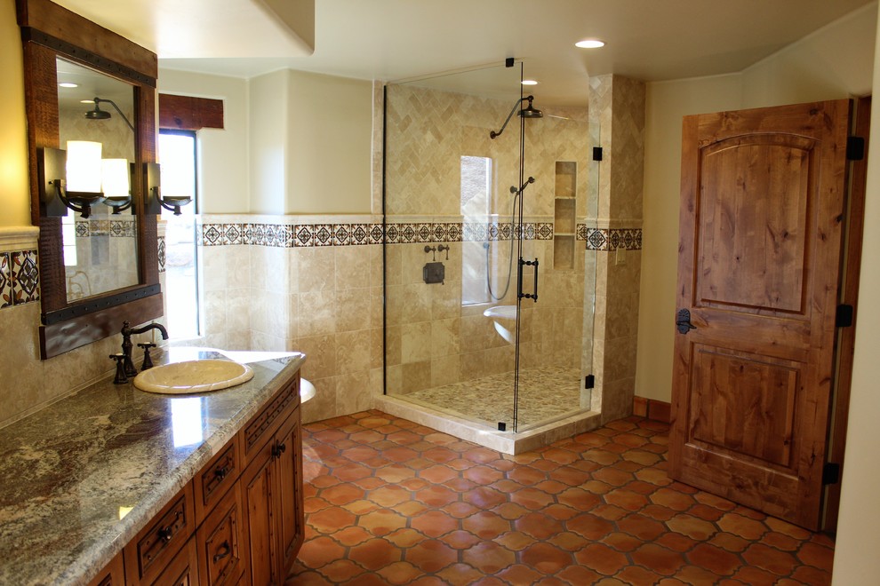Design ideas for a country bathroom in Phoenix.