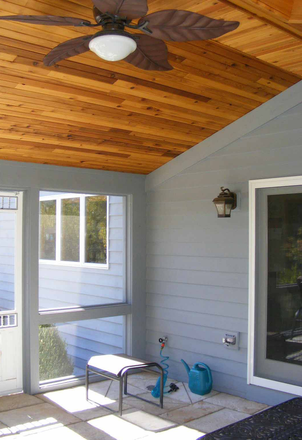 Screened Porch with Dog Wash