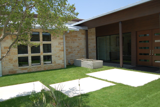 Henderson project exterior shots modern-eingang