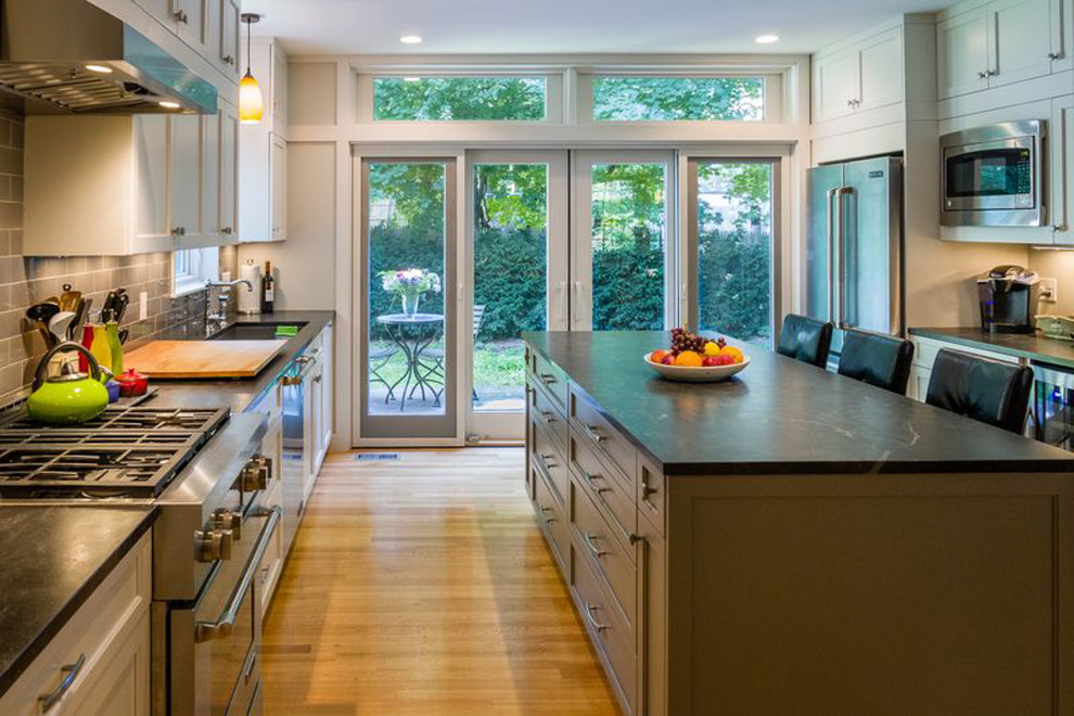 Transitional kitchen photo in Boston