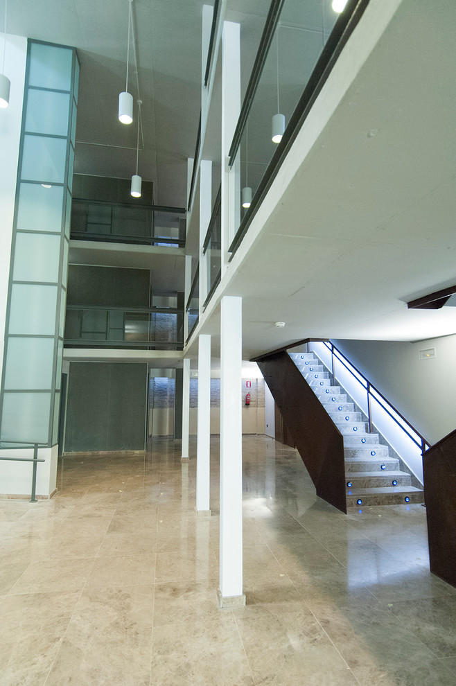 Rehabilitación de nave industrial para Auditorio y teatro