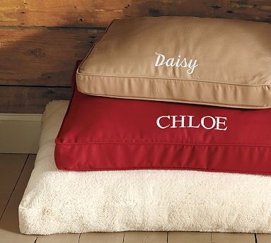 Solid Dog Bed Cover, Medium, Cranberry