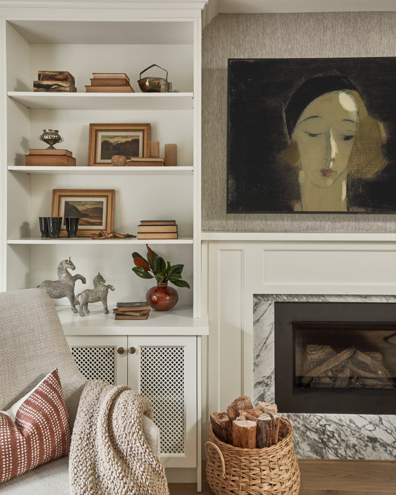 Example of a transitional home design design in Toronto