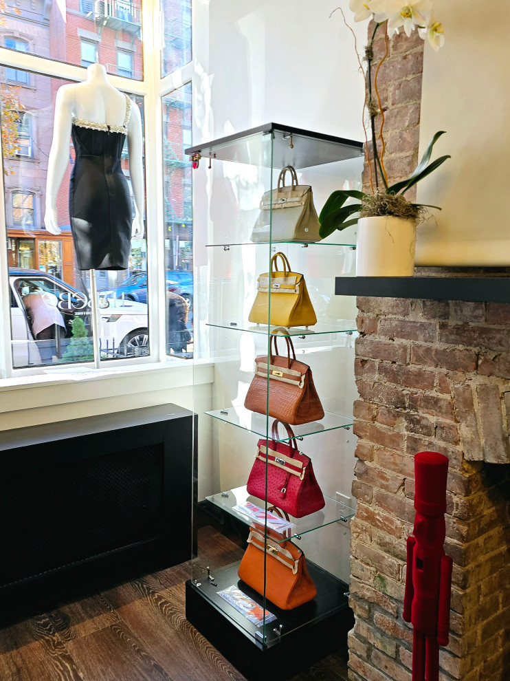 Couture brownstone boutique