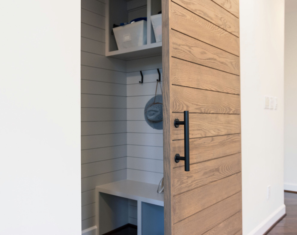 Entryway - transitional entryway idea in DC Metro