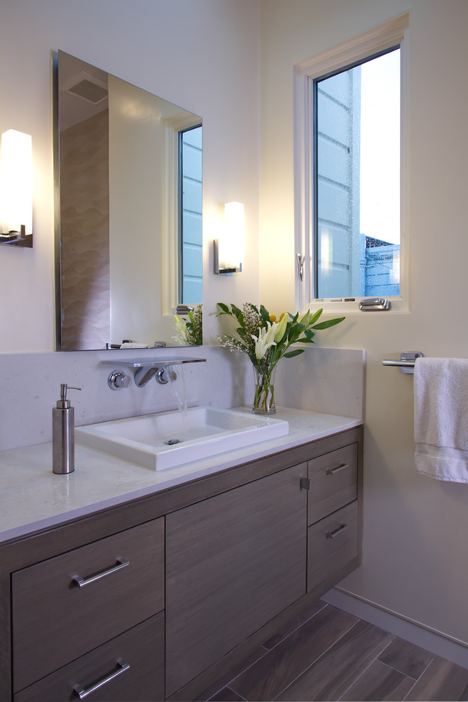 Inspiration for a transitional bathroom in San Francisco.
