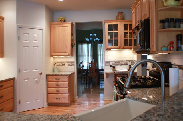 Kitchen Remodel modern-kueche