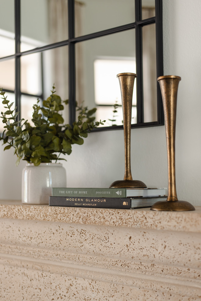 Home design - transitional home design idea in Orlando