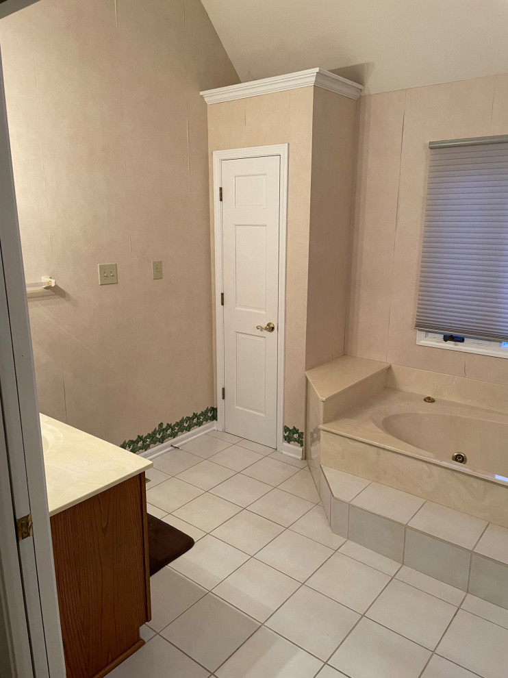 Bathroom - transitional bathroom idea in Indianapolis