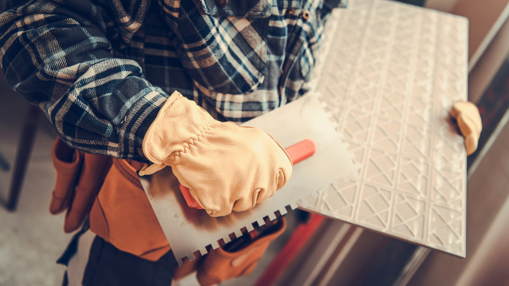 Factors to consider before deciding on DIY or hiring a contractor