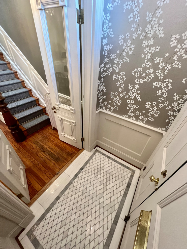 Capitol Hill Entryway