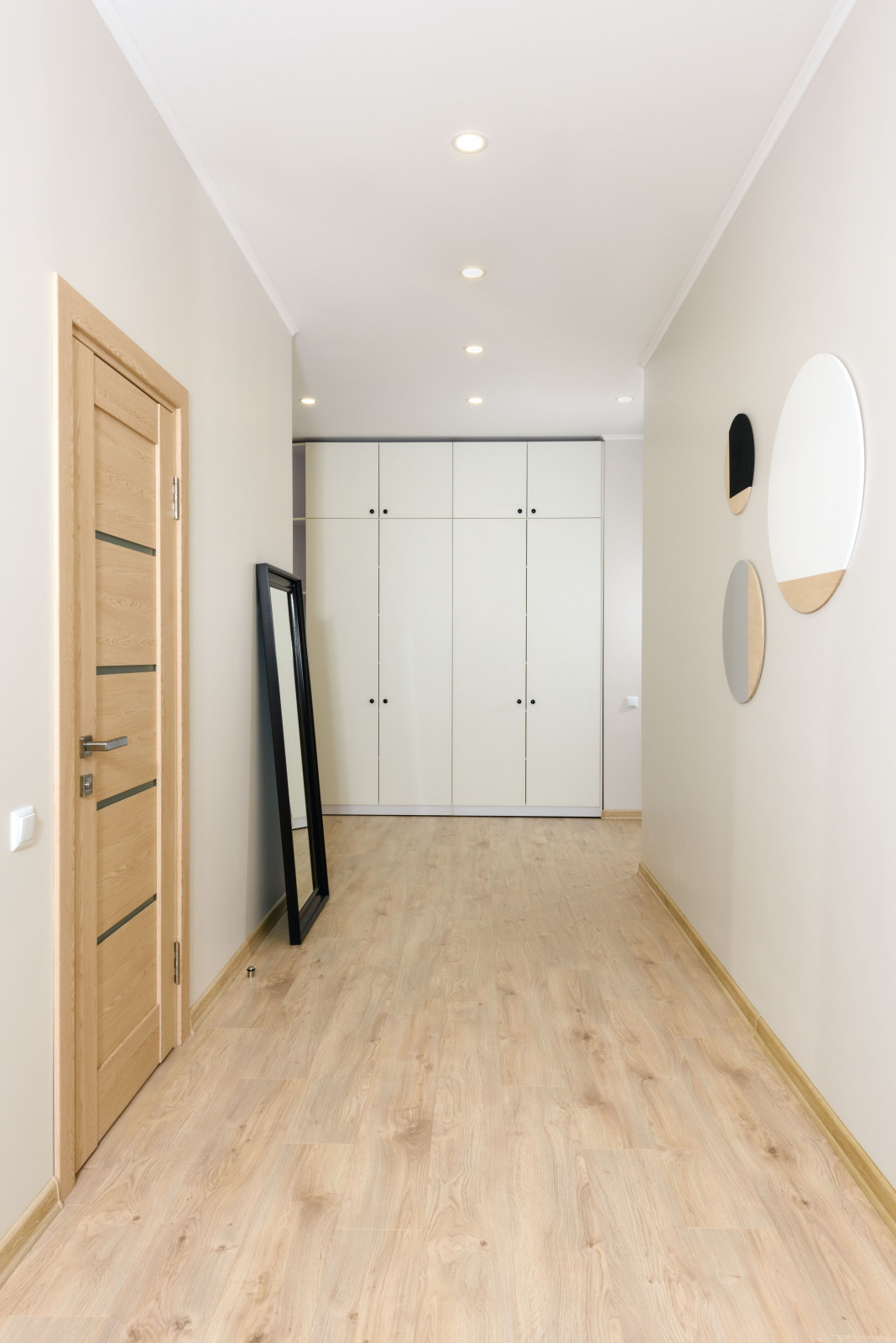 Простор и свет:  четырехкомнатная квартира (186.00m²) на 18 этаже