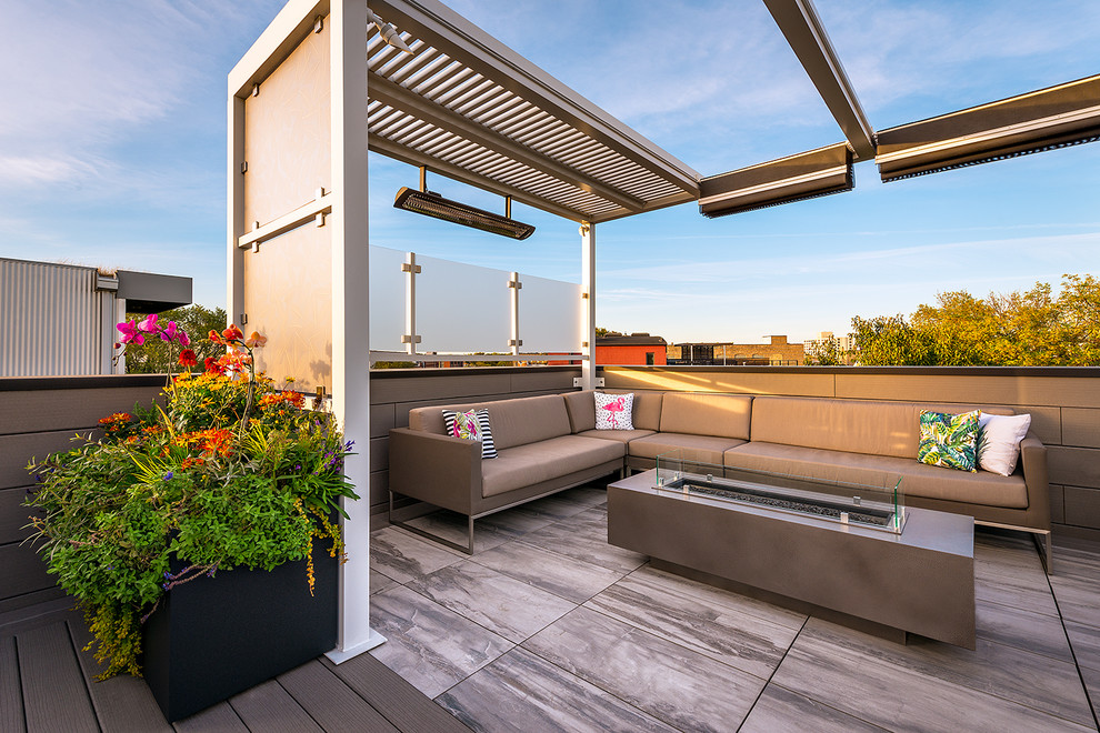 Wicker Park Stunner - Contemporary - Deck - Chicago - by Reveal Design ...