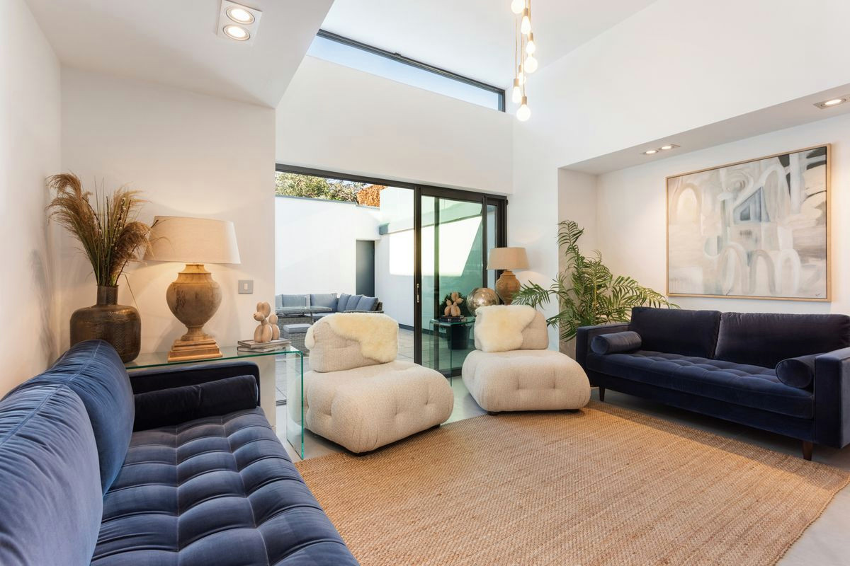 3C Greenwich Court Rathmines D6