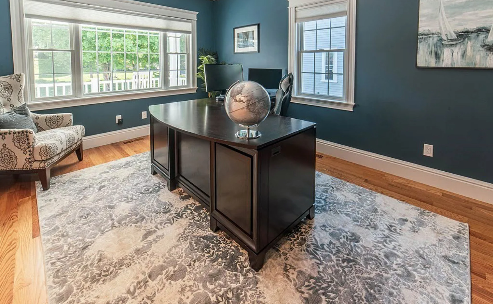 Home office photo in Other