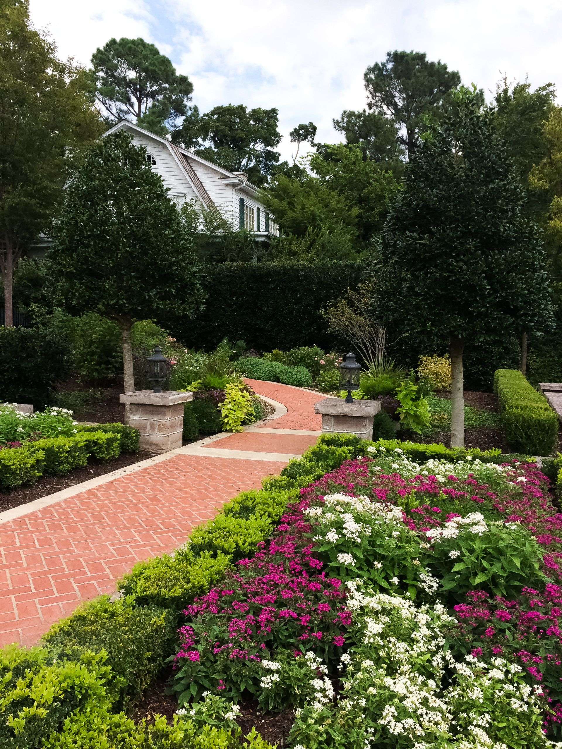 Front Garden Area