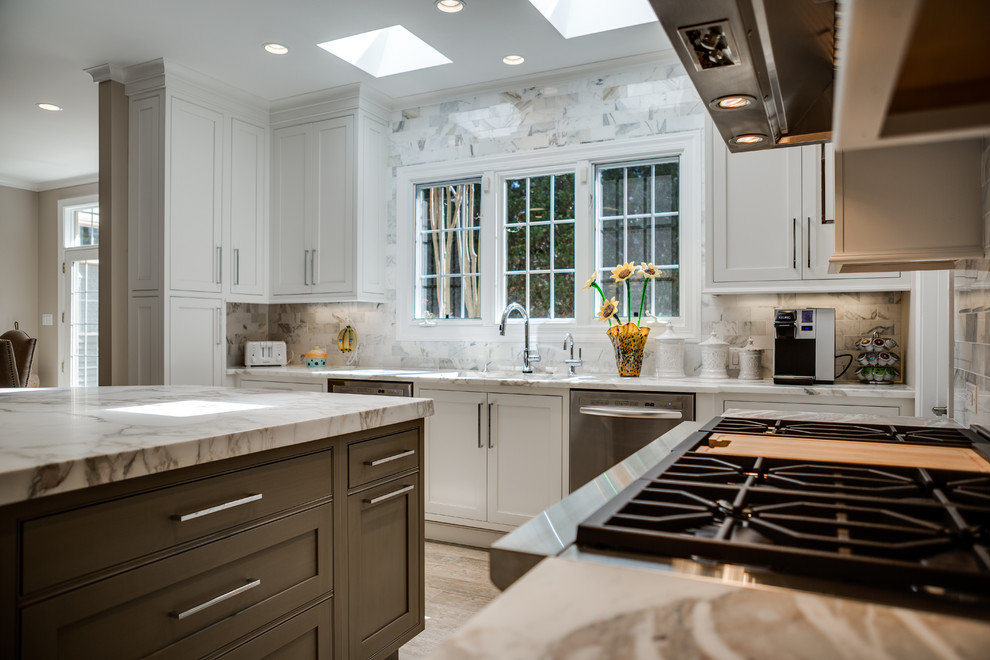 Transitional kitchen photo in DC Metro