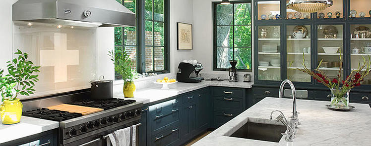 Example of an eclectic kitchen design in Portland Maine
