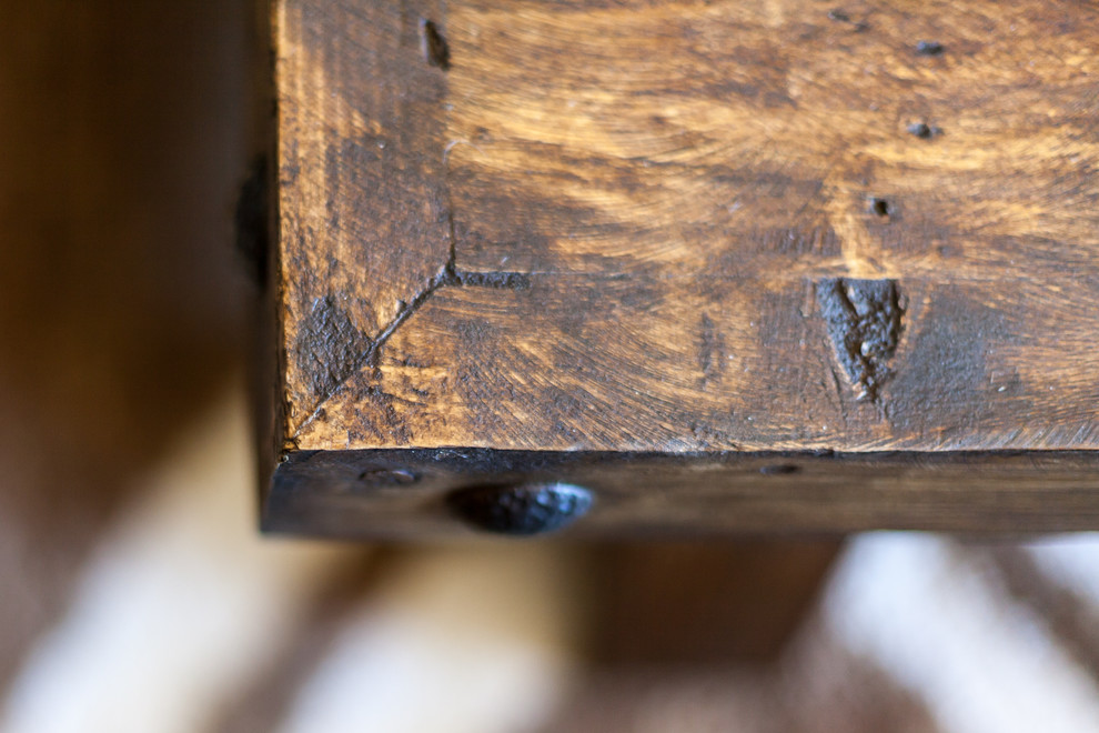 Home design - rustic home design idea in Sacramento