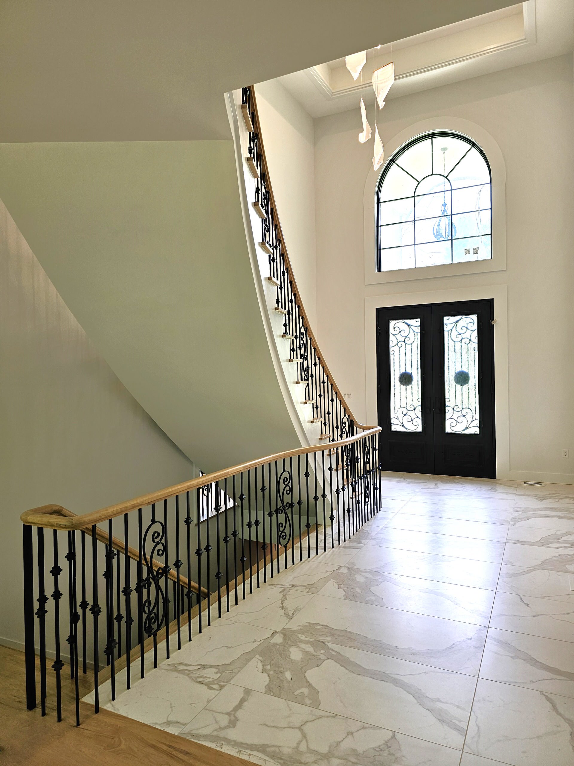 120_Luxurious White Oak Stair with Iron Balusters, Great Falls, 22066