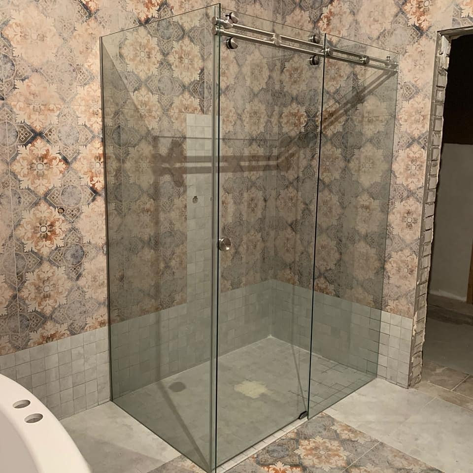 Душевая кабина на фурнитуре MWE система Miami от Компании DeHaus