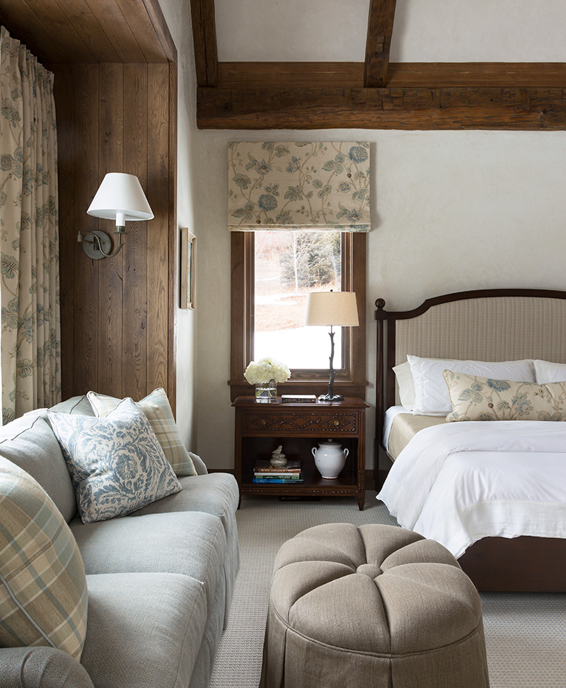 This is an example of a country bedroom in Dallas.