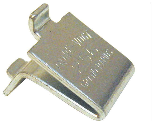 KV 256 Shelf Support Traditional Hardware by Woodworker's