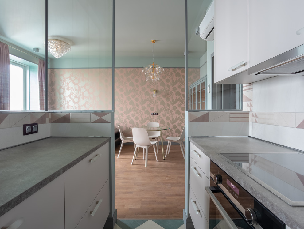 Кухня-аквариум для квартиры студии