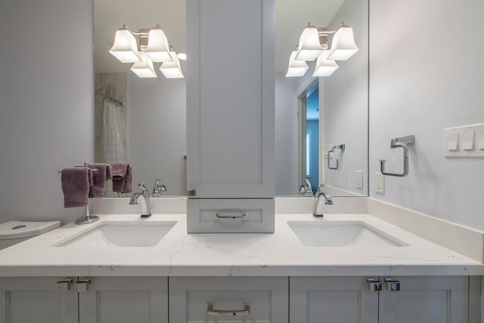 Example of a trendy home design design in Toronto