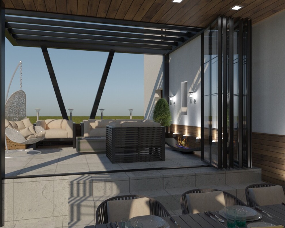 Уютная беседка возле дома