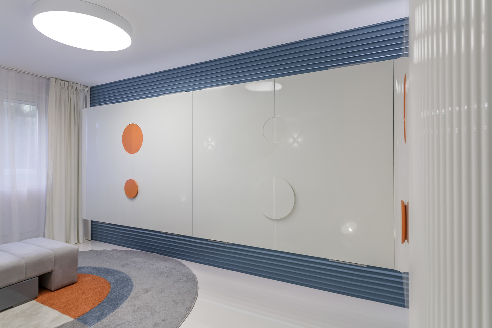 Космический люкс в гостиной для программы "Квартирный вопрос"