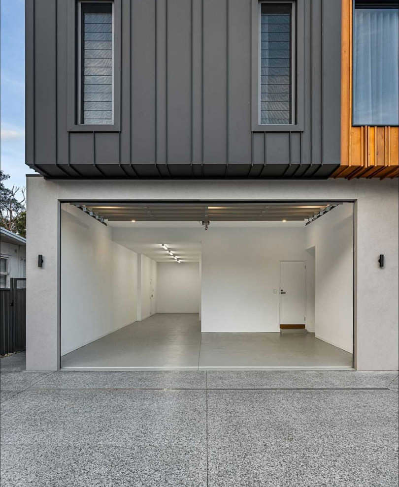 Clear Acrylic Garage Door Contemporain Garage Central Coast par